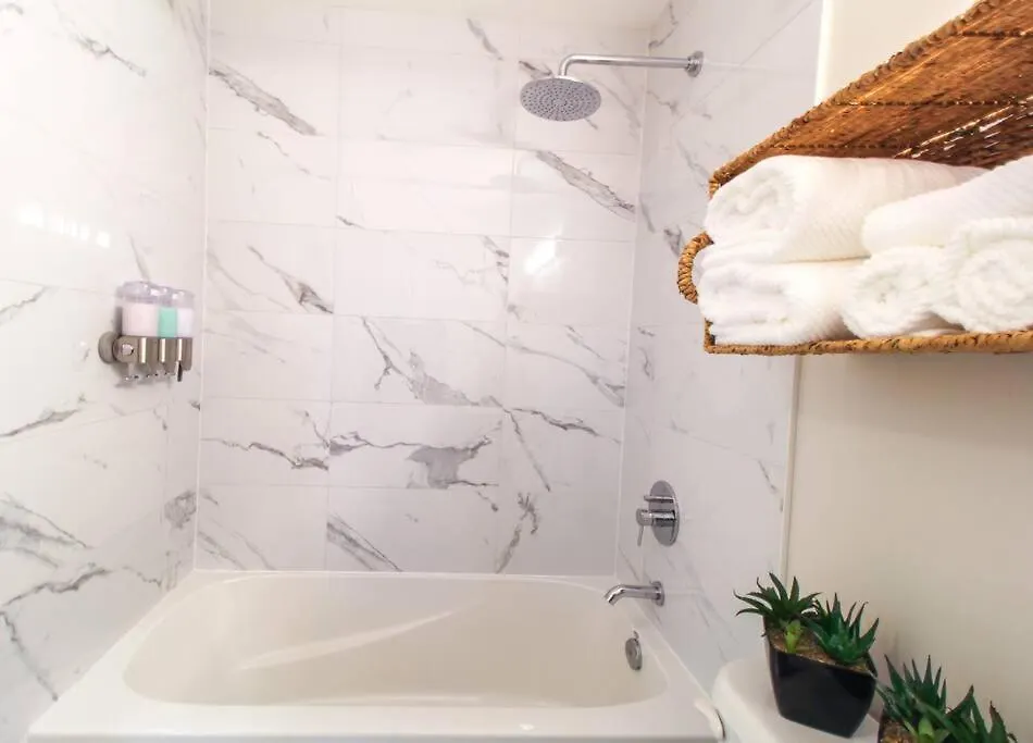 Beautiful Downtown Unit Apartamento Vancouver