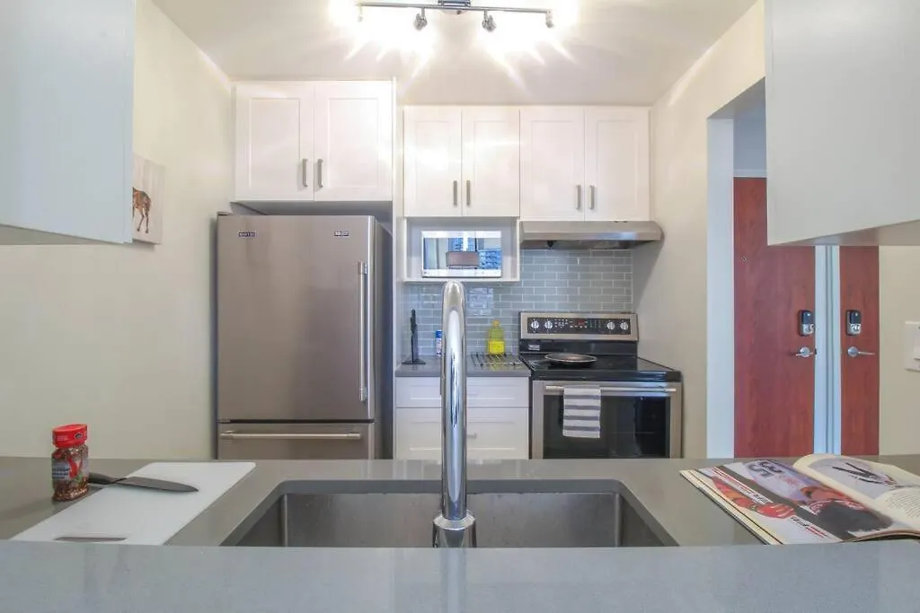 Beautiful Downtown Unit Apartamento Vancouver